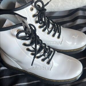 Dr. Martens White Lace Up‎ Boots